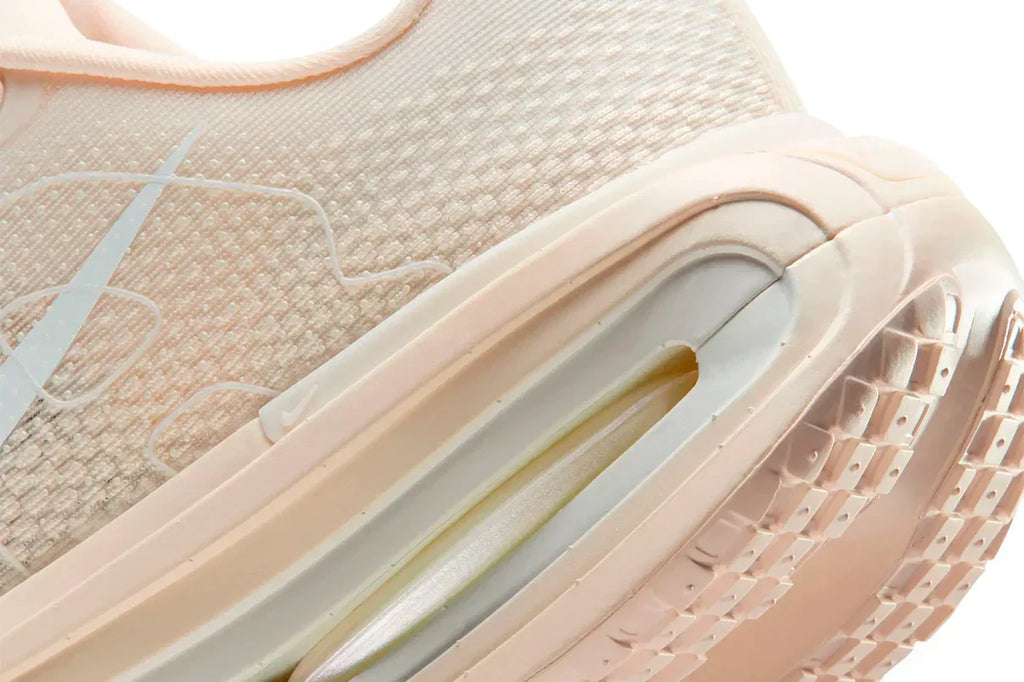 Nike Vomero Premium Chalk Beige