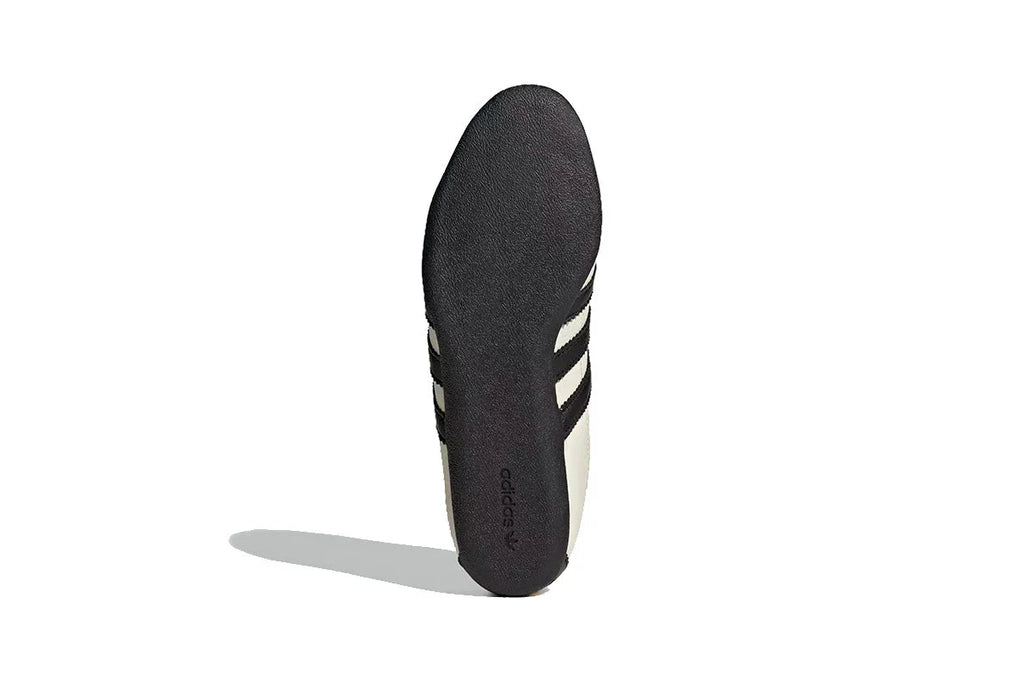 Adidas Tokyo Off White Core Black Branco