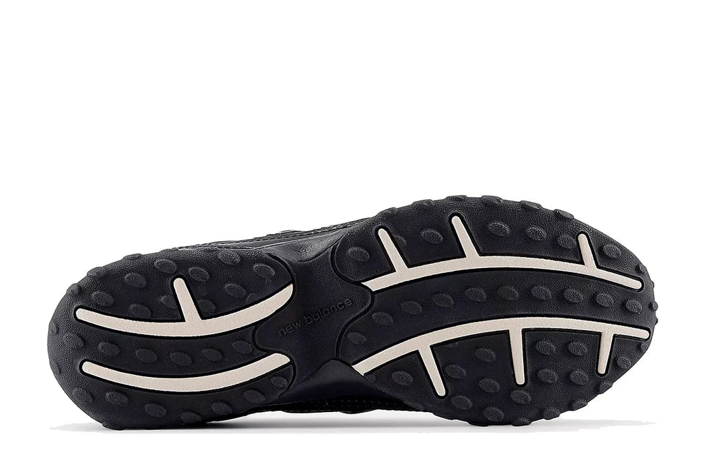 New Balance 204L Black Timberwolf Preto