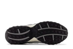 New Balance 204L Silver Metallic Black Prateado