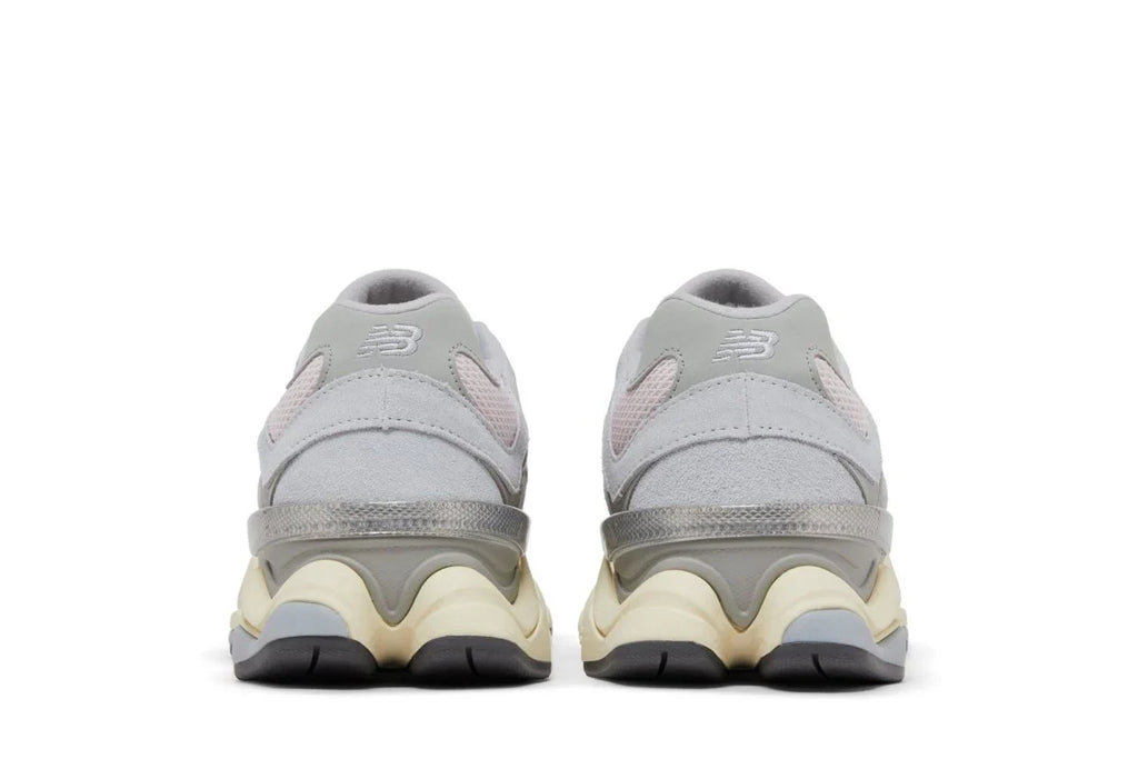 New Balance 9060 Pink Granite Silver Metallic Silver Cinza