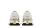 New Balance 9060 Sea Salt Moonbeam Branco