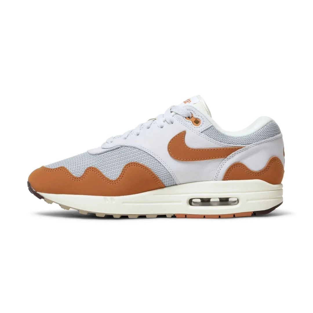 Nike Air Max 1 x Patta Monarch Laranja