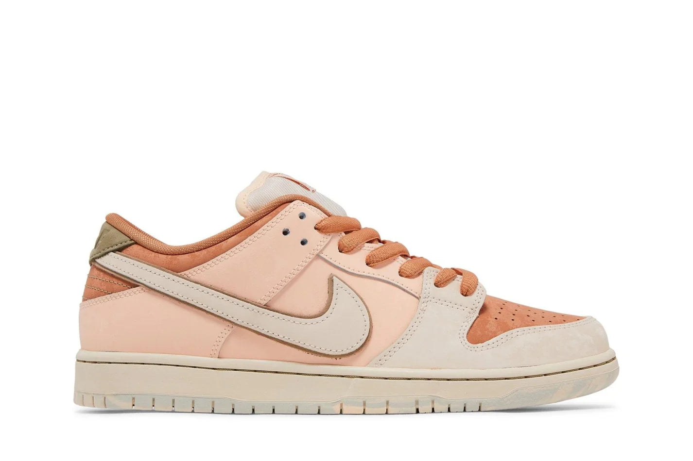 Nike Sb Dunk Low Trocadéro Gardens Marrom