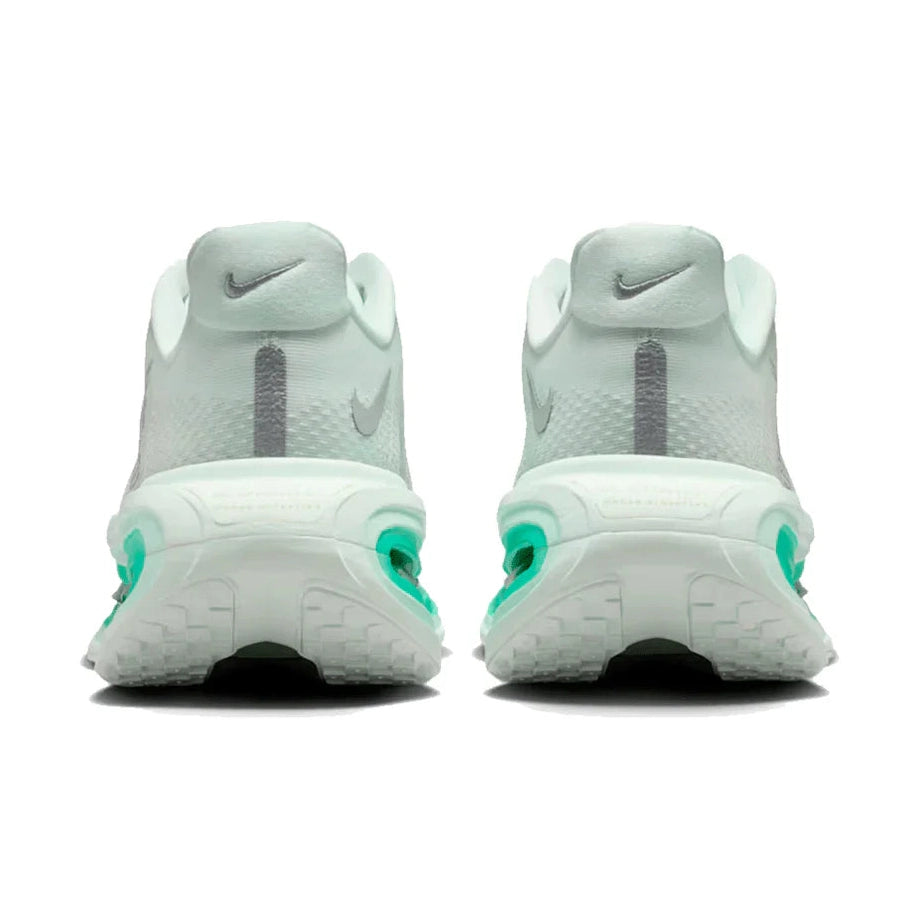 Nike Vomero Premium Barely Green Verde