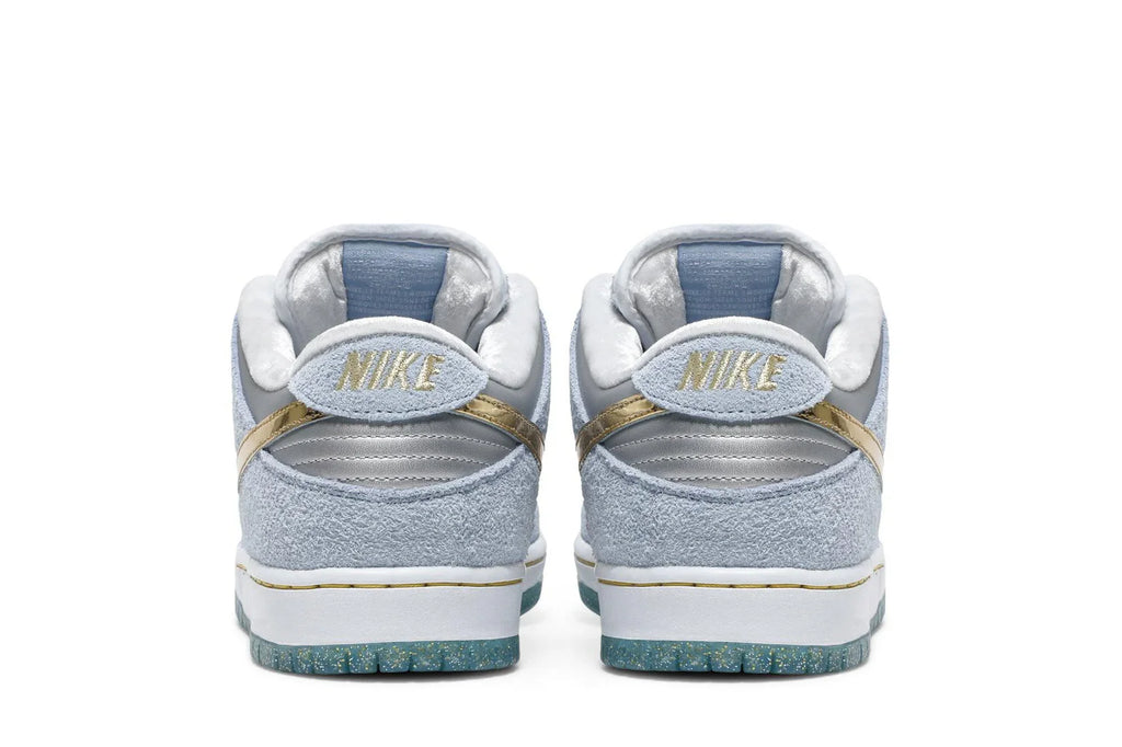 Sean Cliver x Dunk Low SB Holiday Special Azul